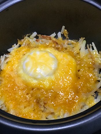 Hashbrowned eggs in a rice cooker